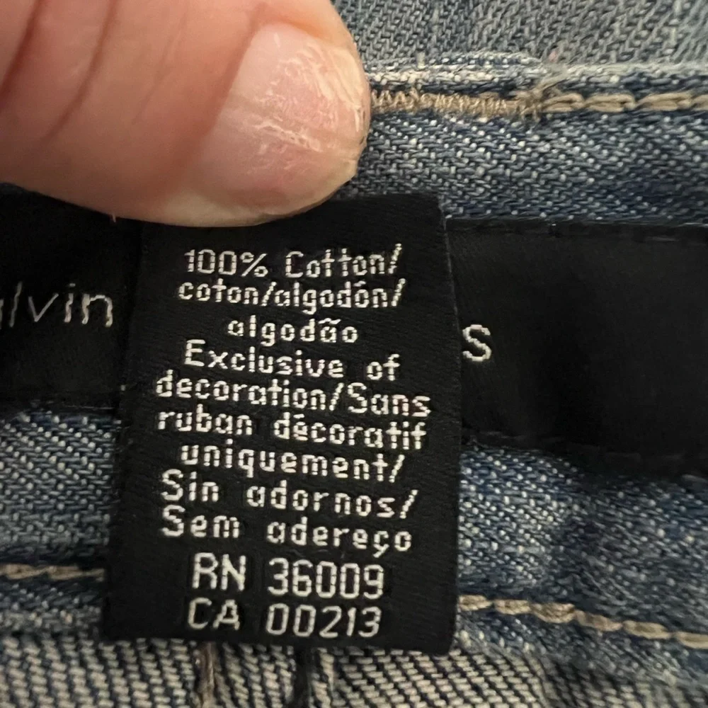 Calvin Klein Jean Shorts Size 8 Women
